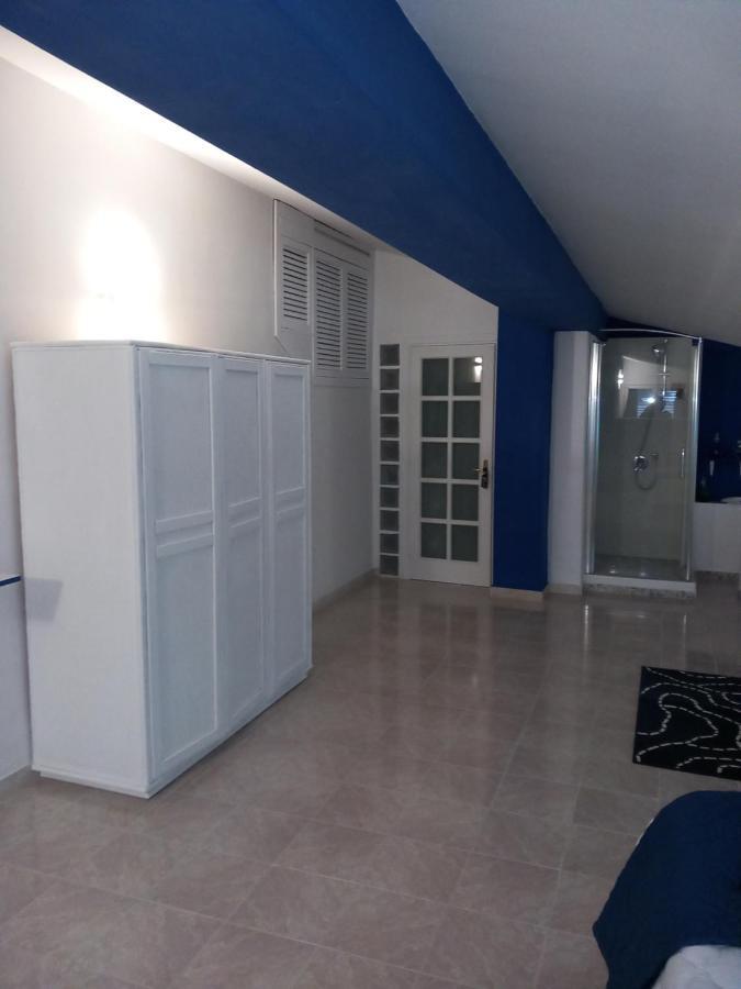 Wendy House Apartament Bari Buitenkant foto